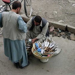 Knife seller, Kabul