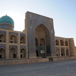 Miri Arab madrassah, Bukhara