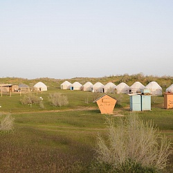Yurts in Aydarkul
